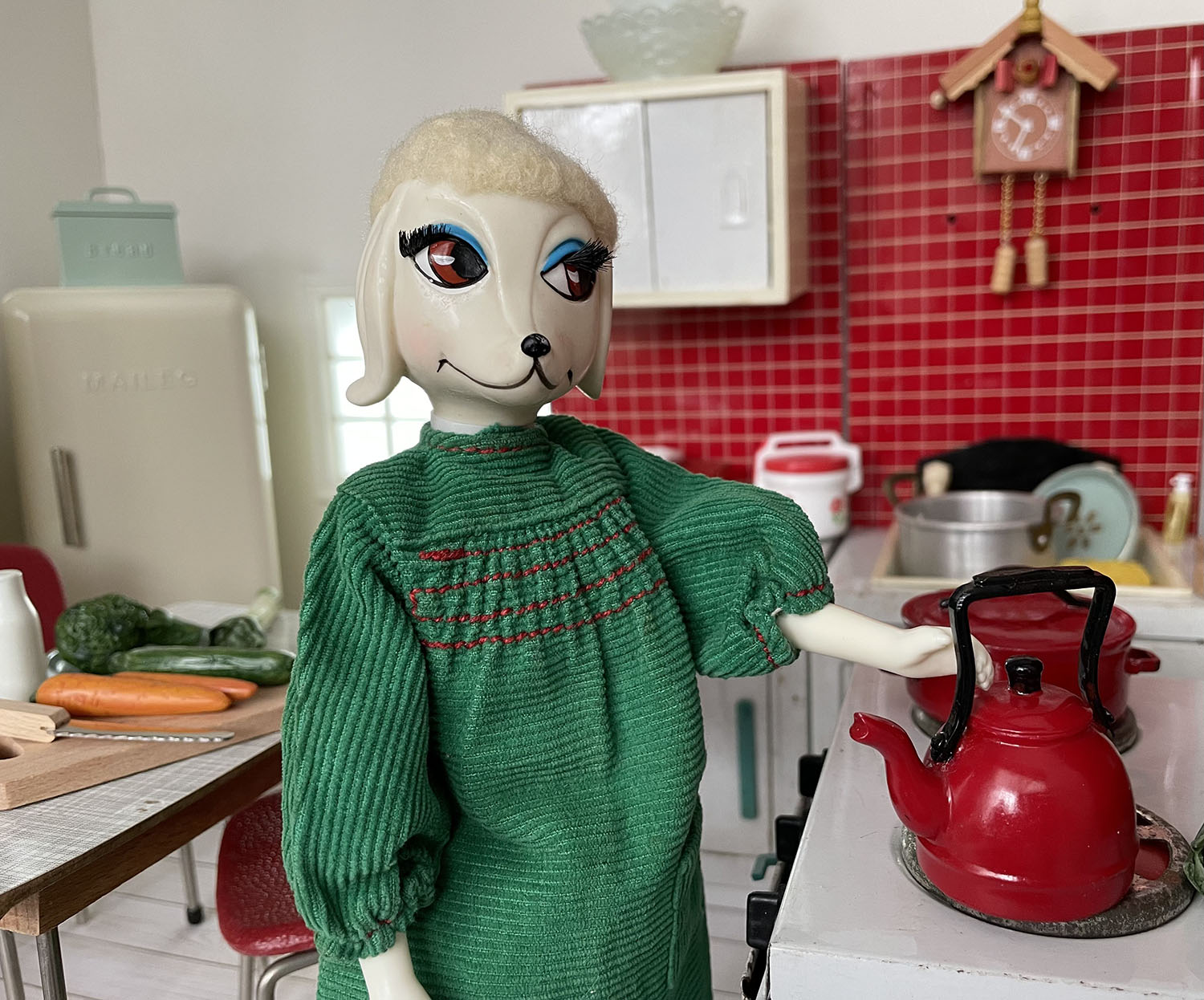 Turning-on-the-Kettle-Foxy-
